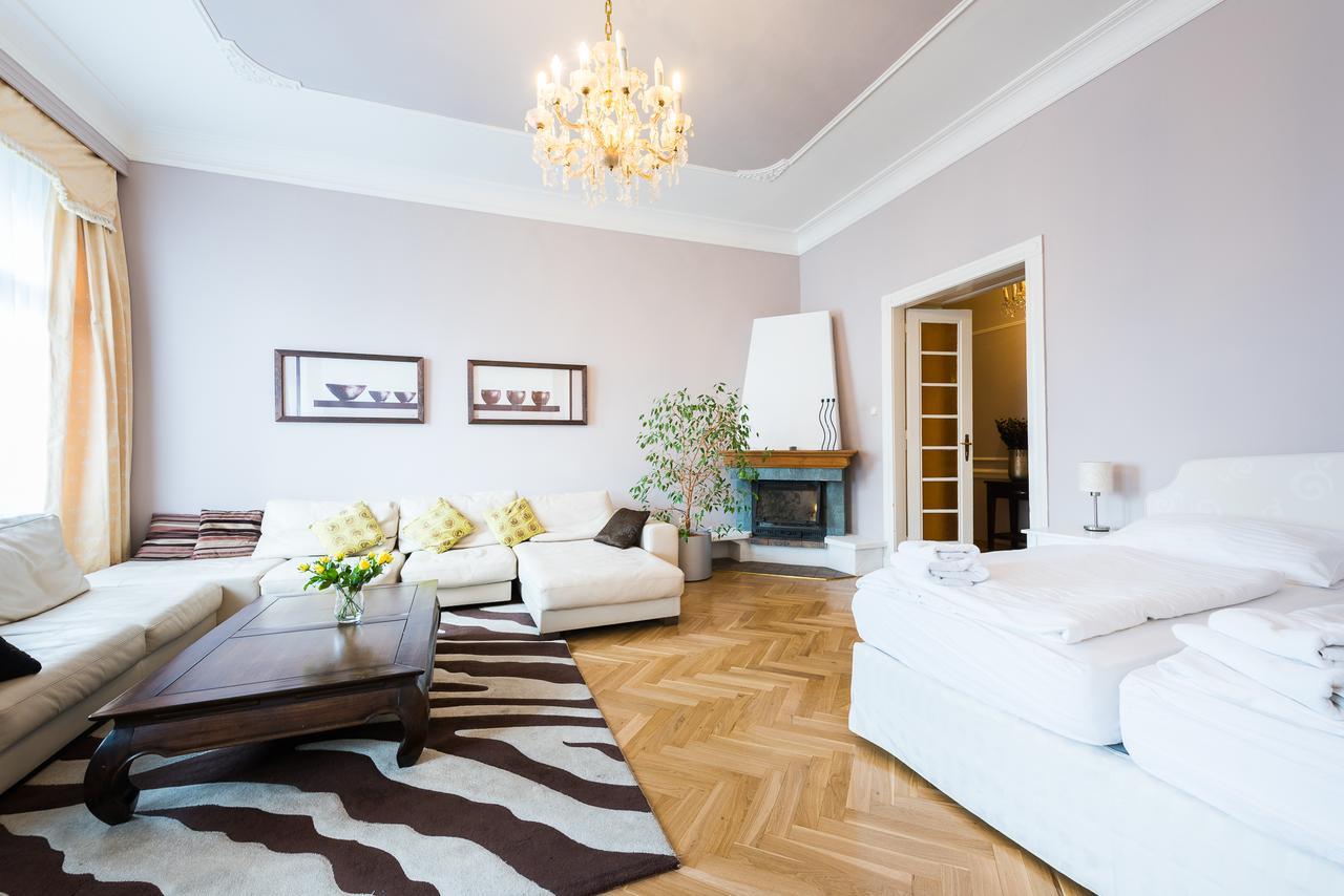 Wenceslas Square Apartment Prague Exterior photo